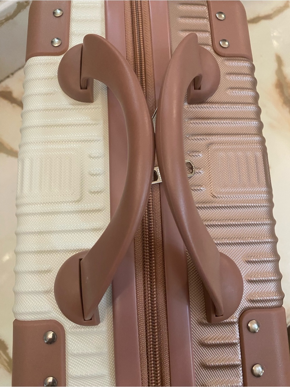Compact Rose Gold Hard-Shell Cosmetic Case - Picture 6 of 12